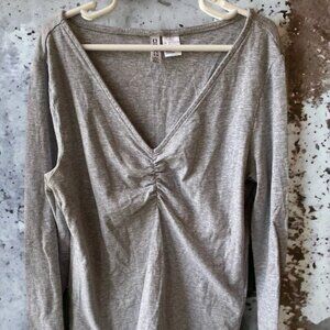 H&M Divided V-Neck Ruched Top (Junior)